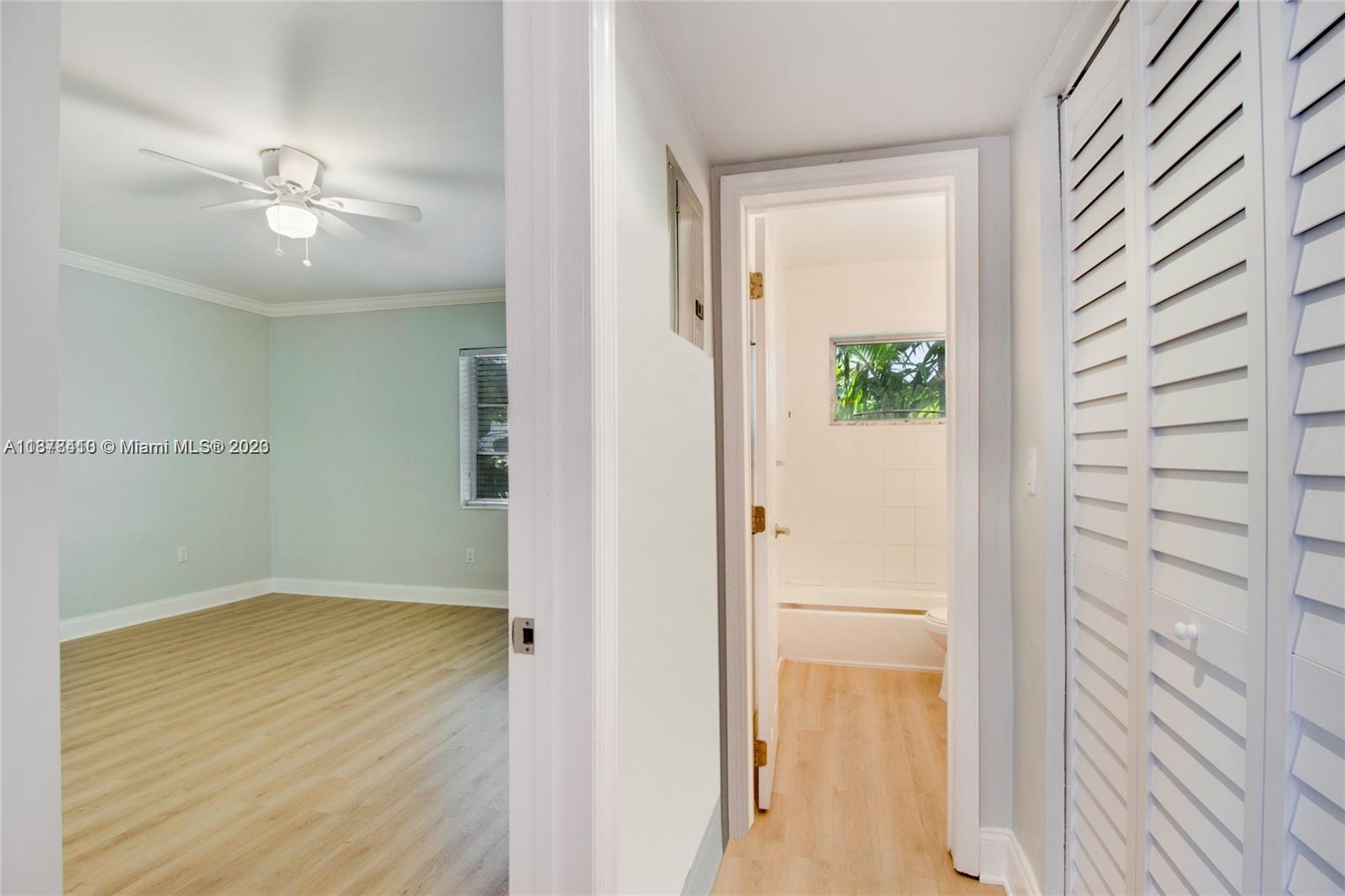 GOLDEN DREAMS CONDO - Residential