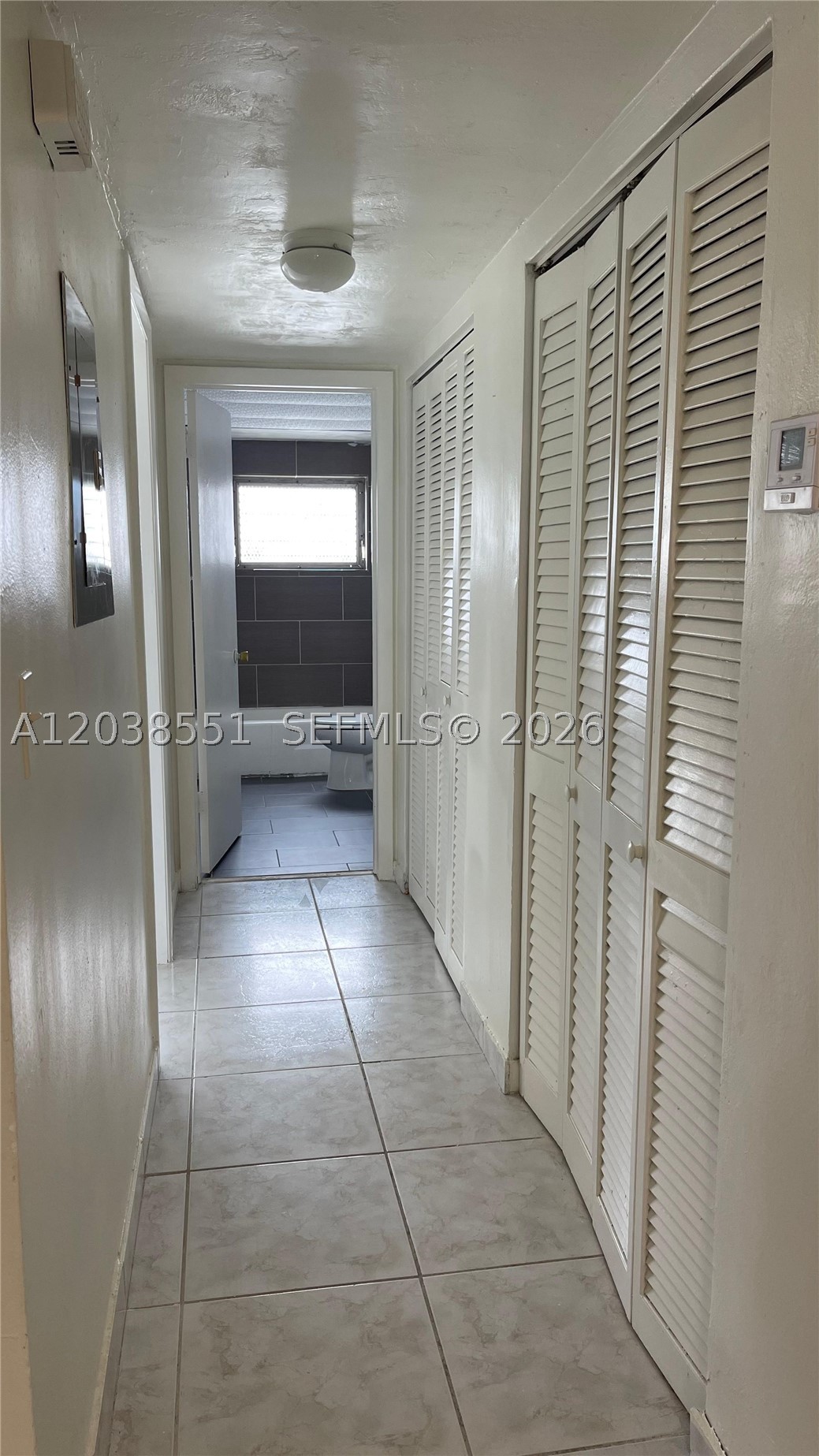 SUTTON HOUSE CONDO - Residential Lease