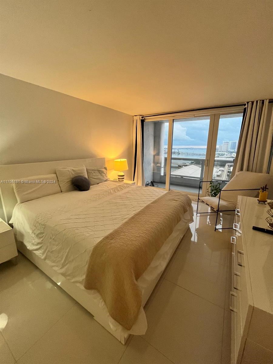 The Grand | Venetia Condo - Residential Lease
