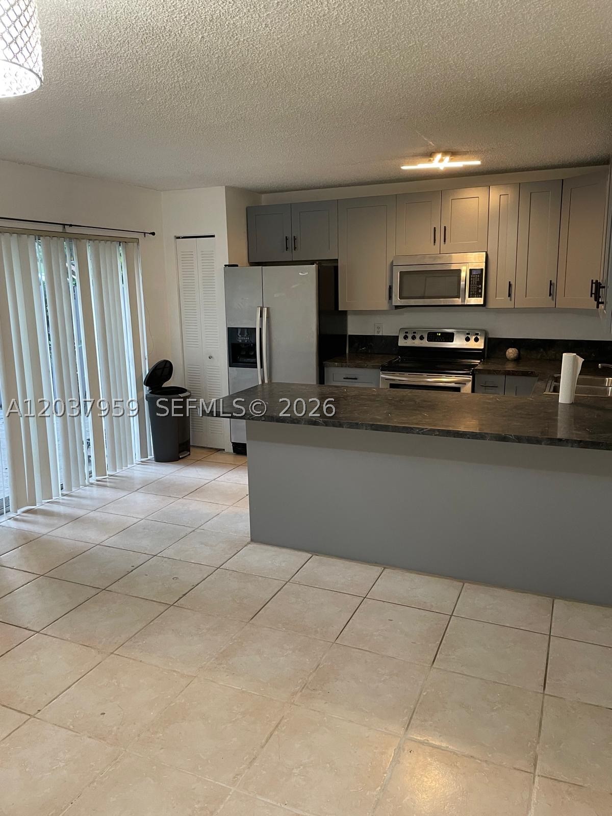 TRACT M-2 PLAT - Residential Lease
