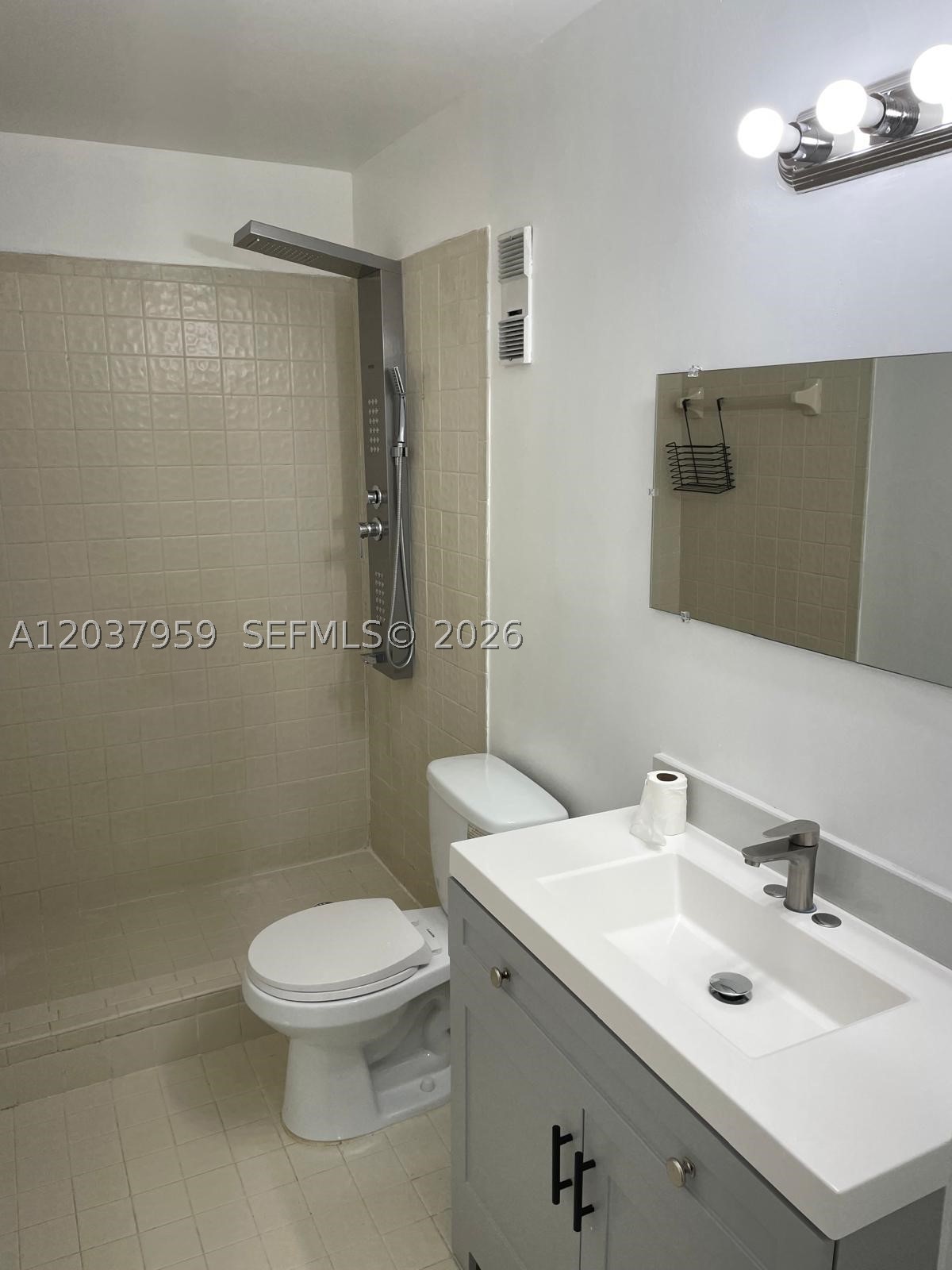 TRACT M-2 PLAT - Residential Lease
