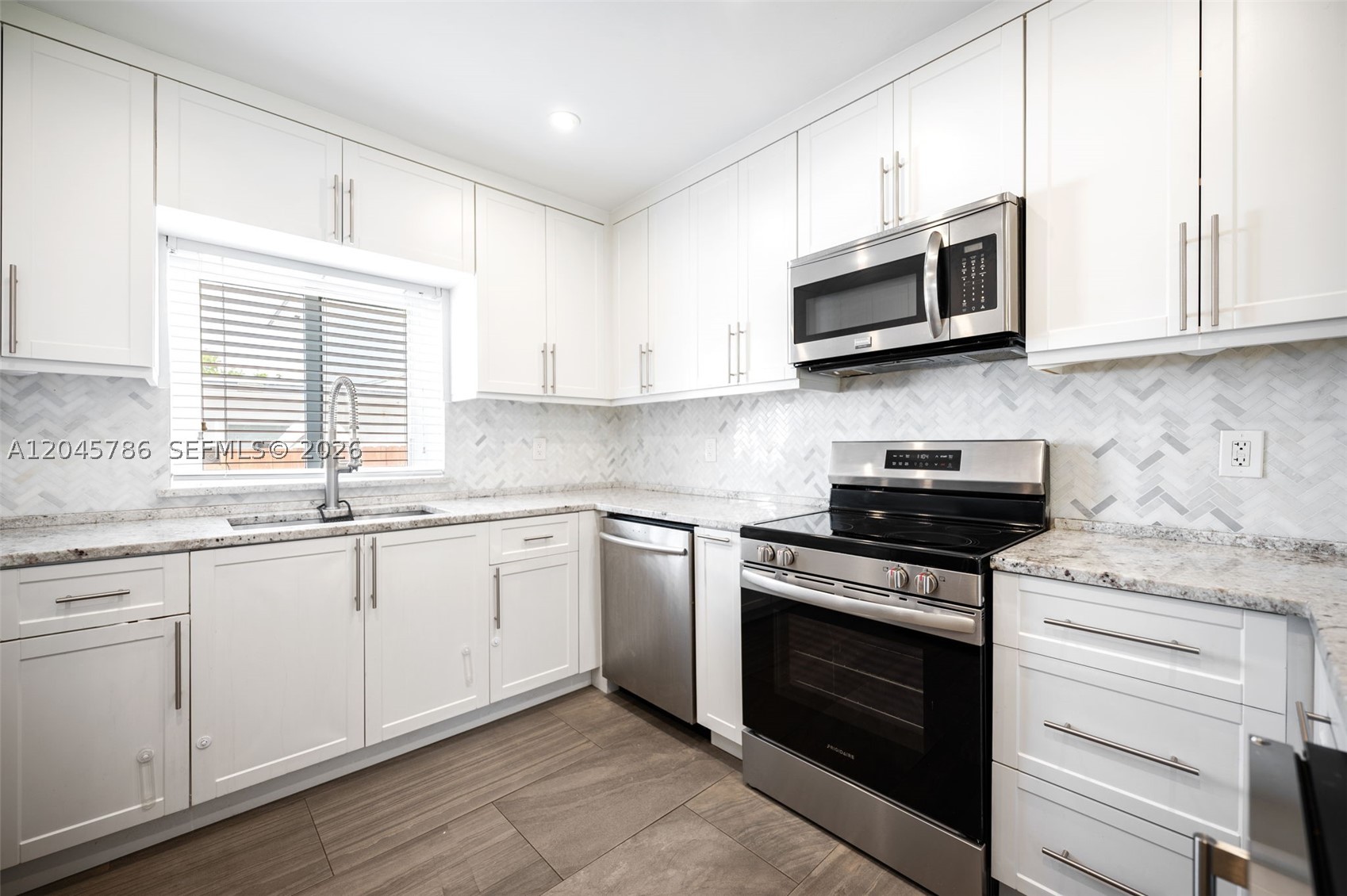 FLAGLER PARK ESTATES - Residential