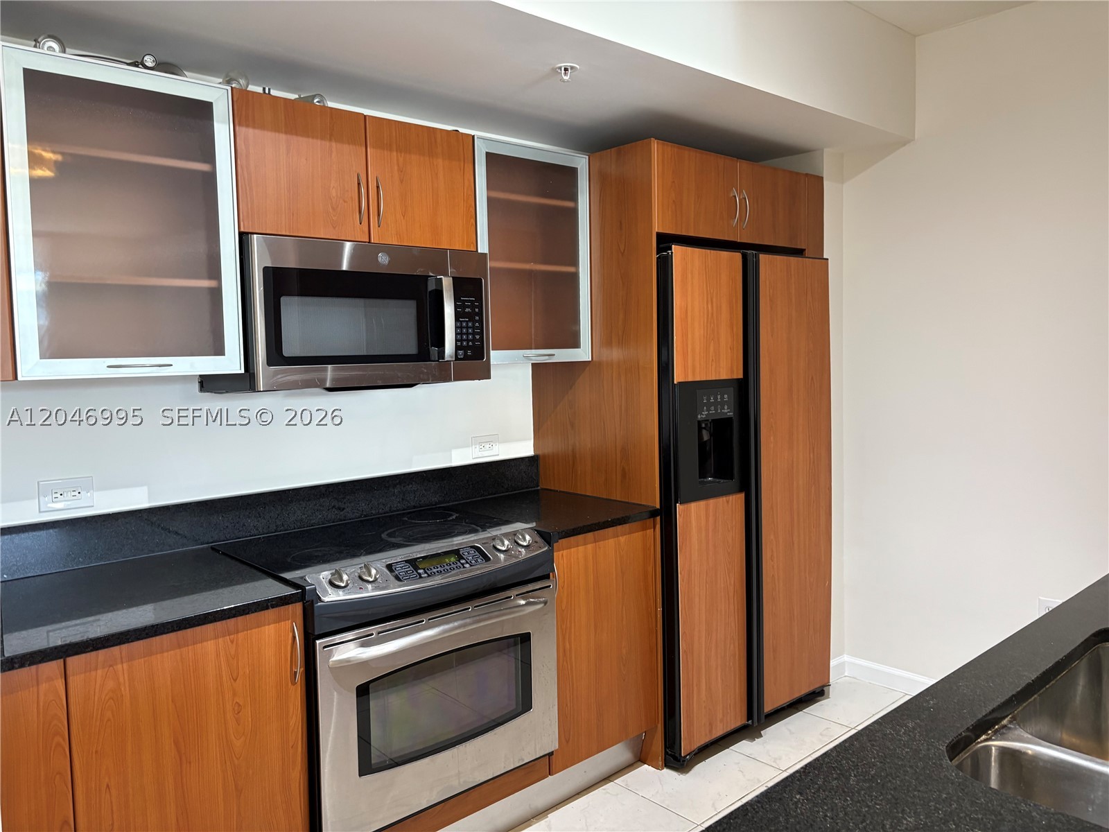 VENTURE AT AVENTURA WEST - Residential