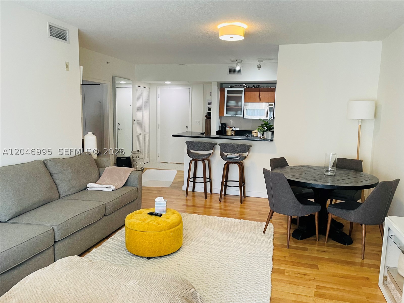 VENTURE AT AVENTURA WEST - Residential