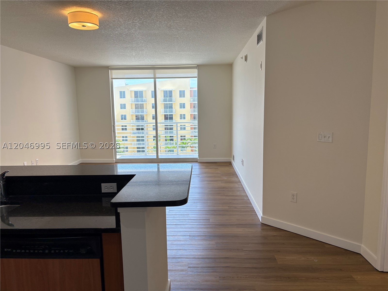 VENTURE AT AVENTURA WEST - Residential