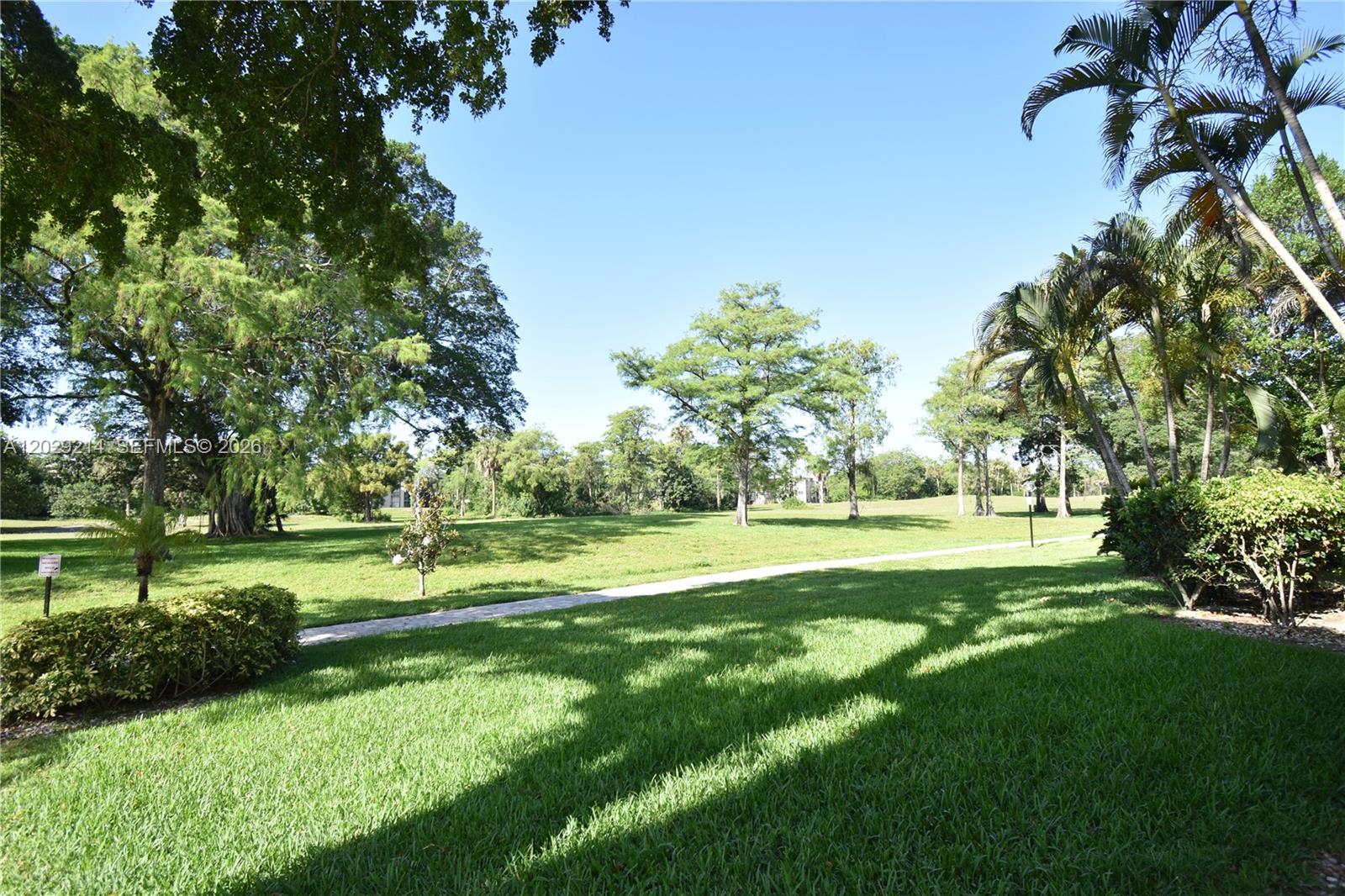 GREENS OF INVERRARY PHASE - Residential