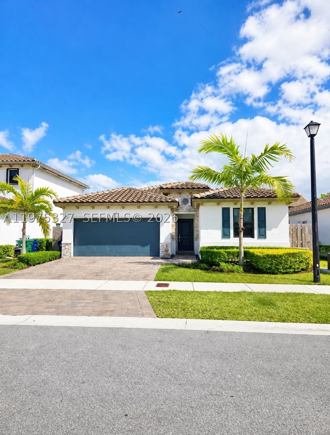 Beautiful and spacious 4-bedroom,3-full bathroom home in excellent condition, featuring modern finishes throughout. This move-in-ready property.  Located in a highly desirable area, close to a supermarket, shopping, restaurant, parks, and just minutes from the Black Point Marina. A true family home offering space, comfort, and an unbeatable location.