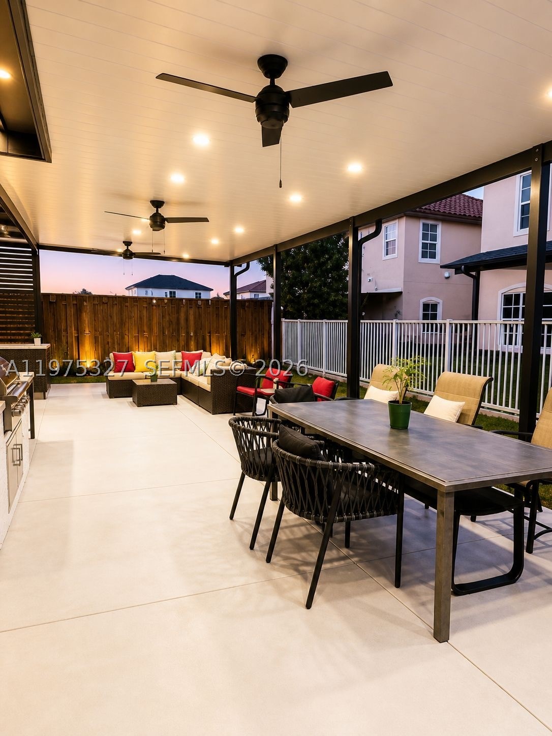 ESTATES AT SILVER PALM - Residential