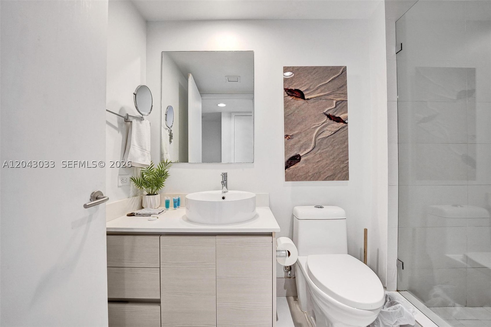 BEACHWALK CONDOMINIUM - Residential