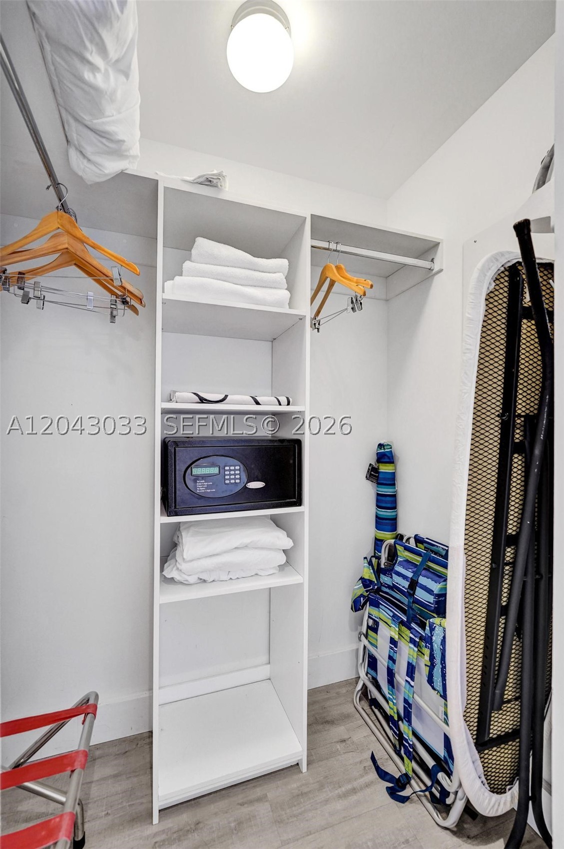 BEACHWALK CONDOMINIUM - Residential