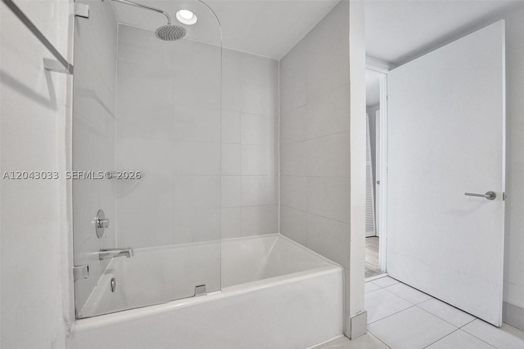 BEACHWALK CONDOMINIUM - Residential