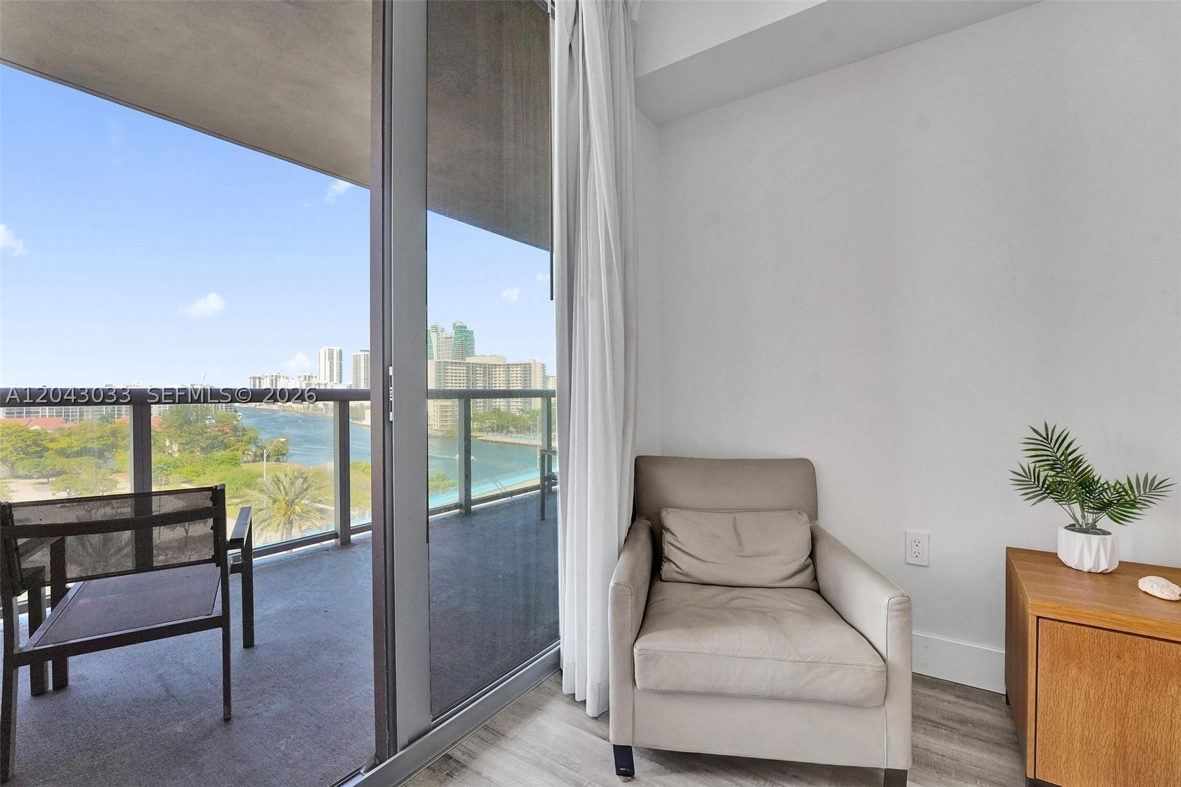 BEACHWALK CONDOMINIUM - Residential