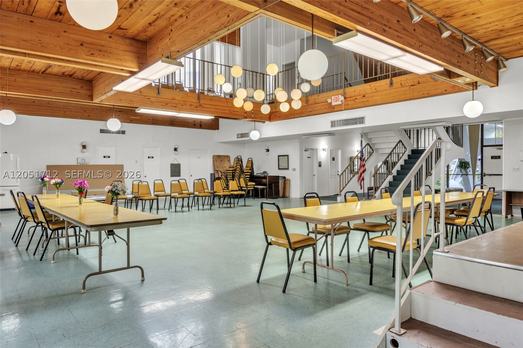 FAIRWAYS ROYALE CONDO - Residential Lease