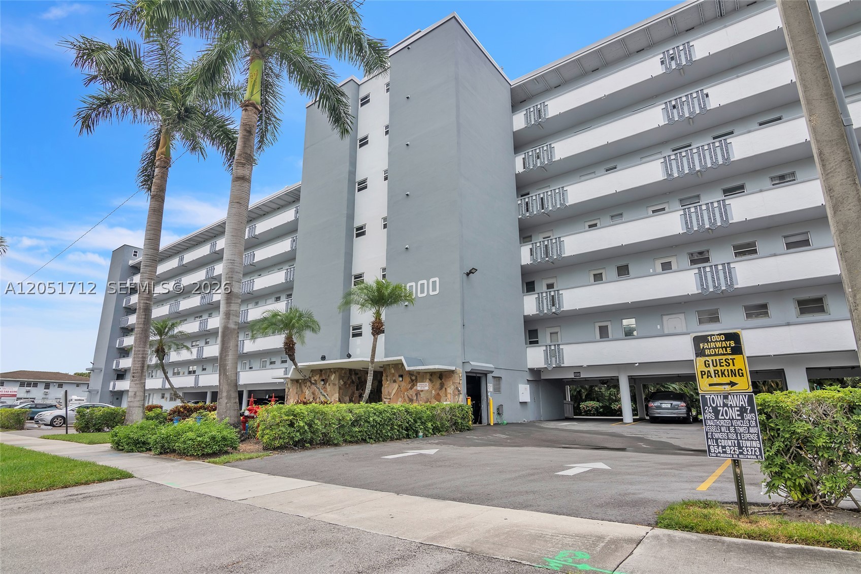 FAIRWAYS ROYALE CONDO - Residential Lease