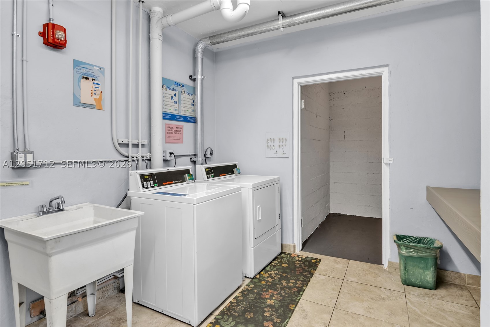 FAIRWAYS ROYALE CONDO - Residential Lease