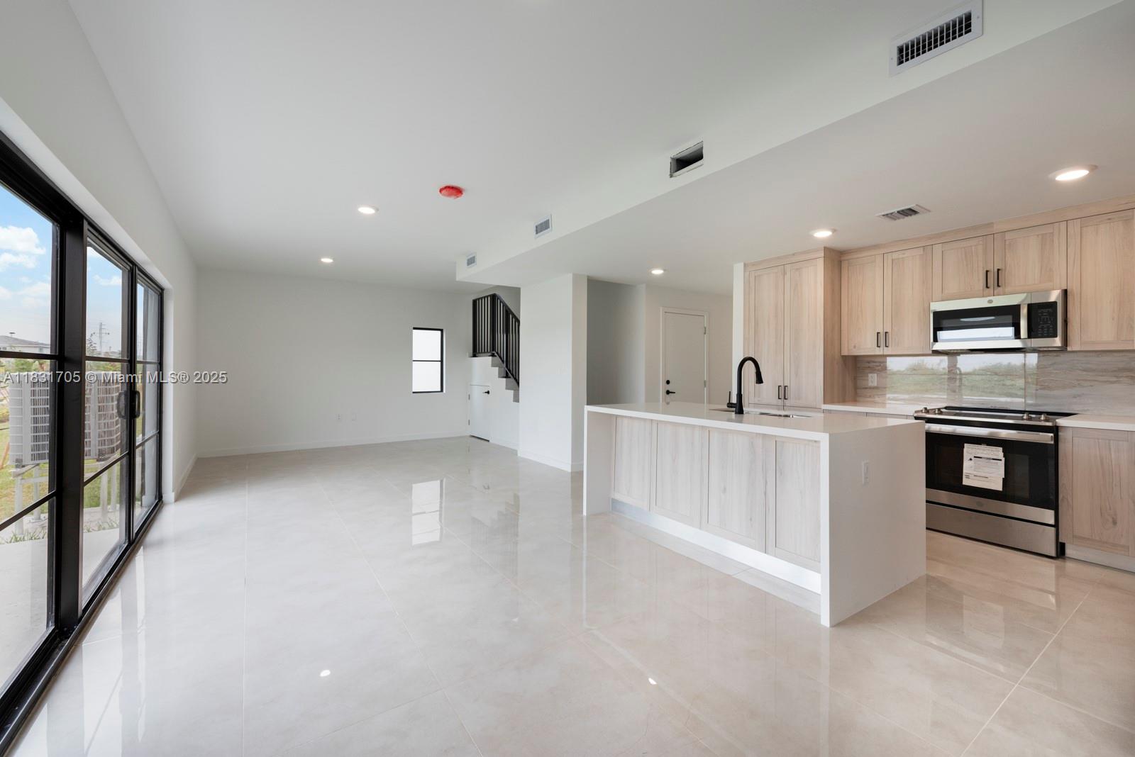 On Alba ONX Homes - Residential