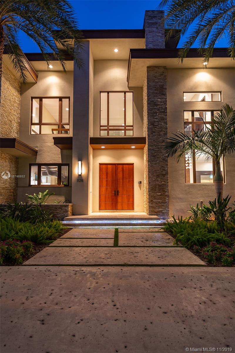 HOLLYWOOD LAKES SEC - Residential