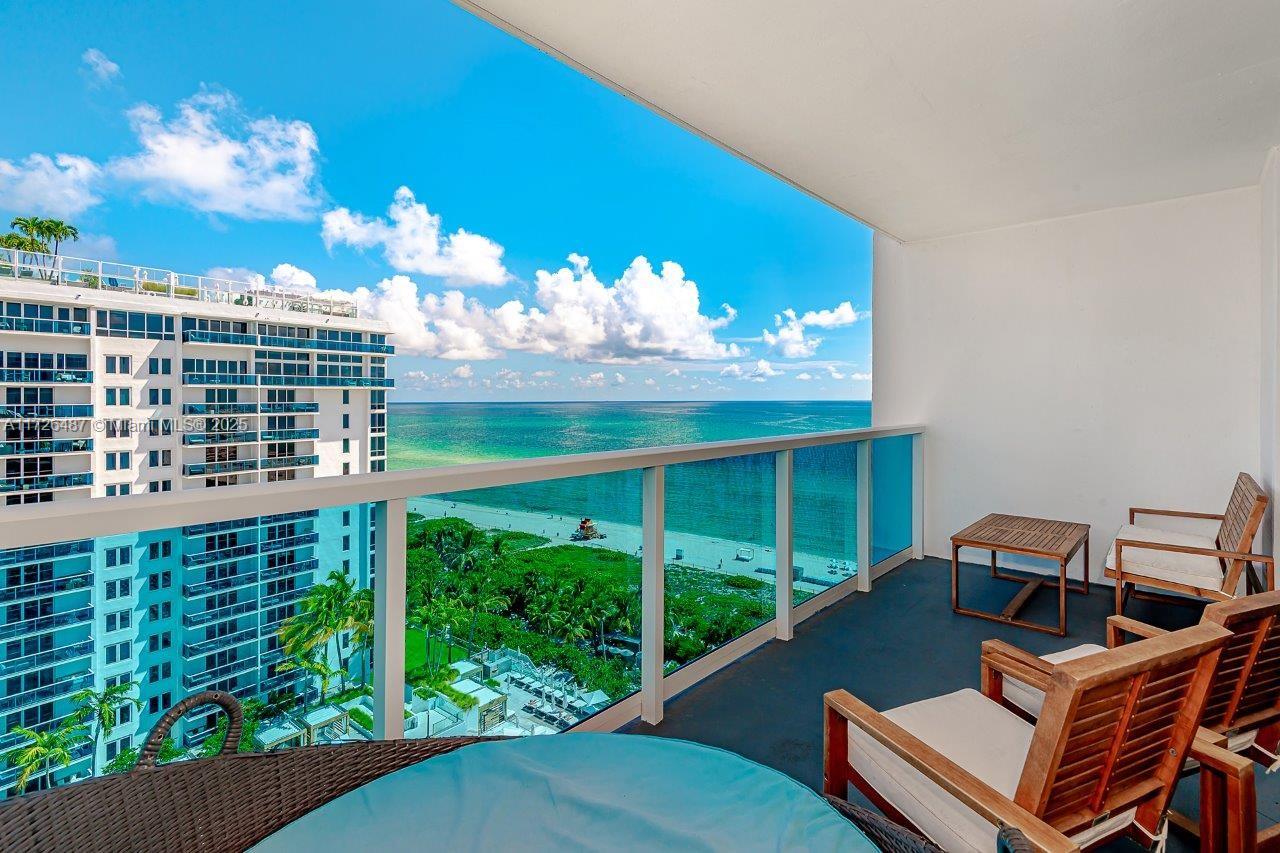 RONEY PALACE CONDO - Residential
