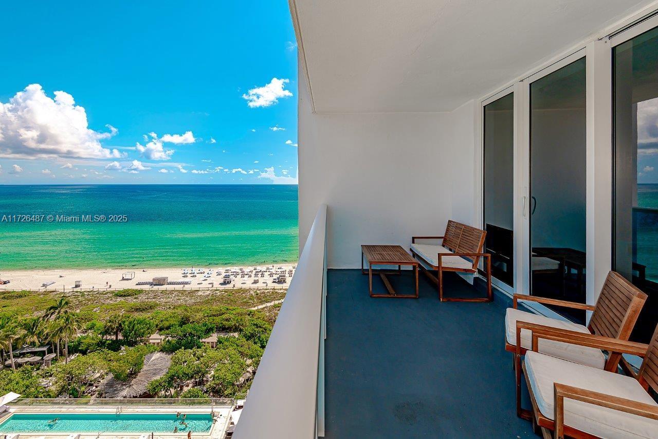 RONEY PALACE CONDO - Residential