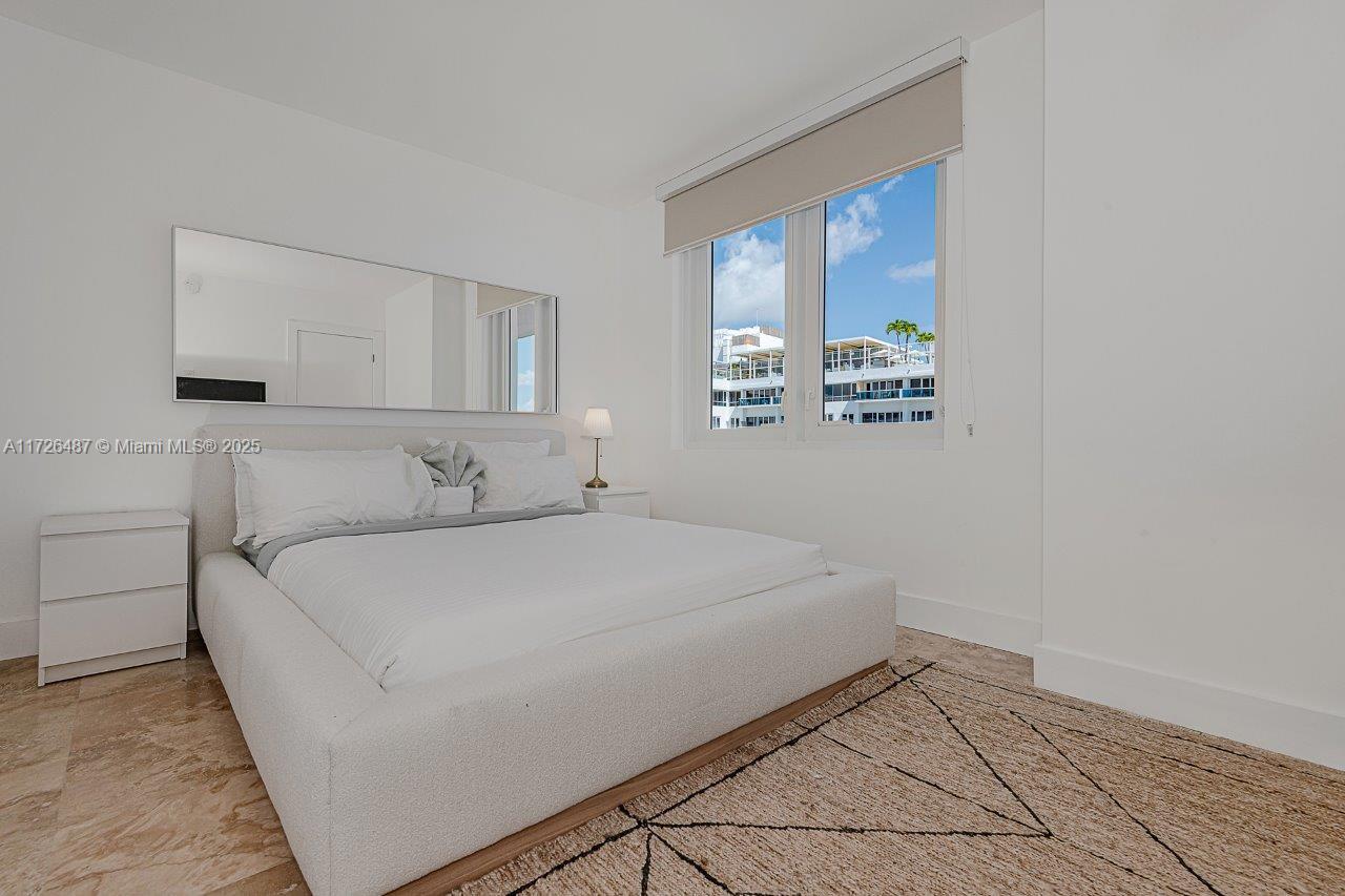 RONEY PALACE CONDO - Residential