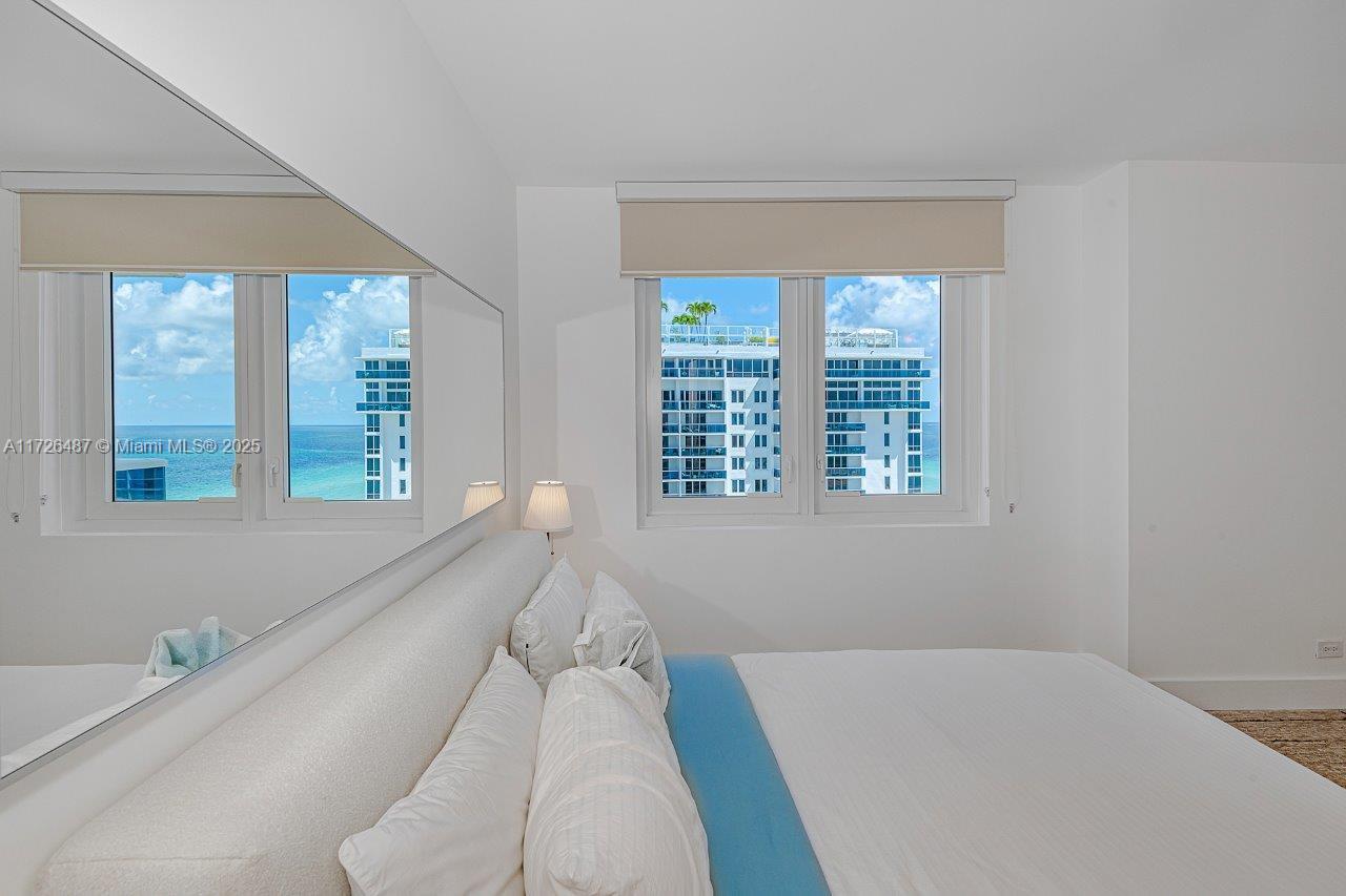 RONEY PALACE CONDO - Residential
