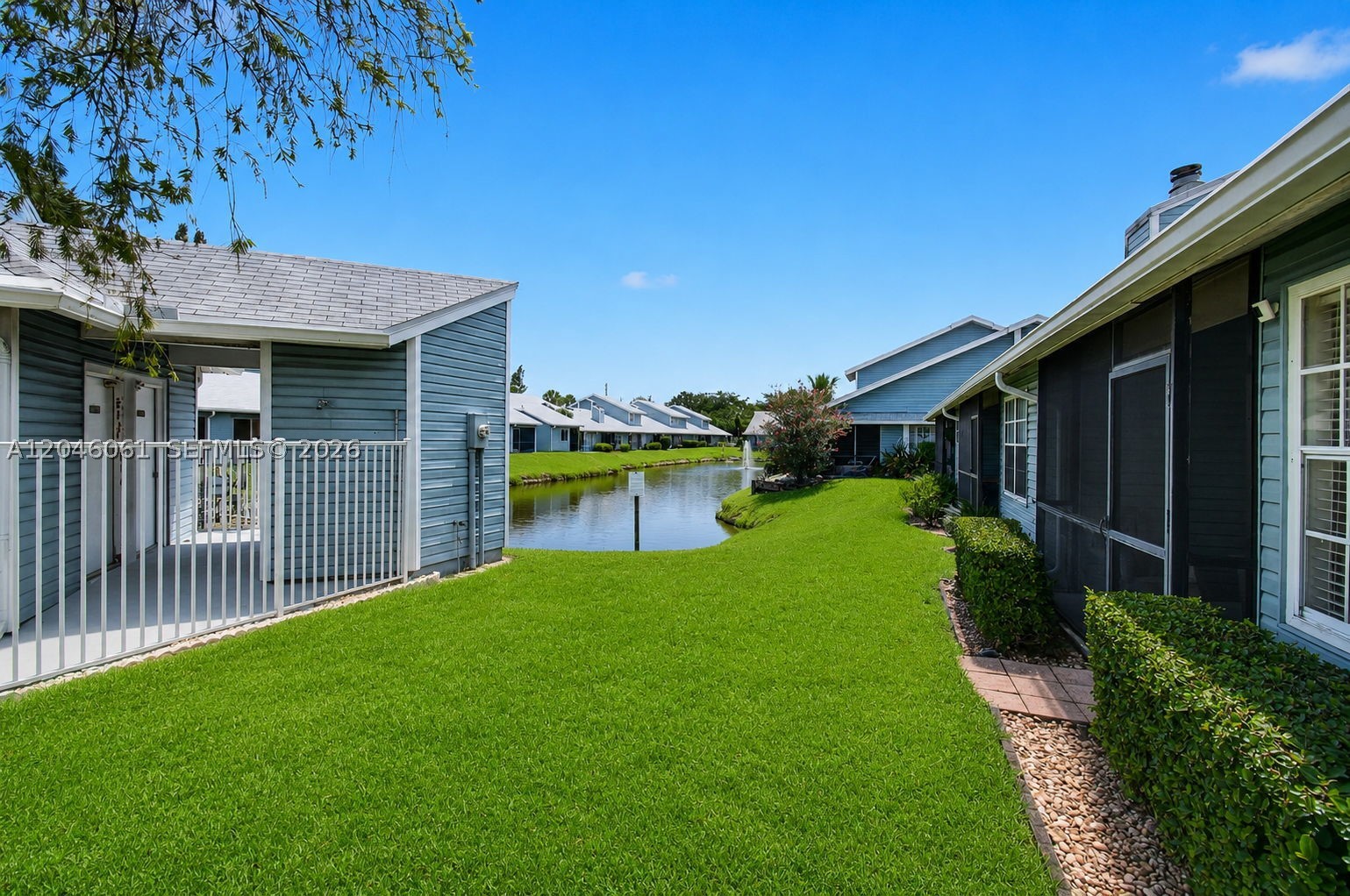 ISLAND CLUB - Residential
