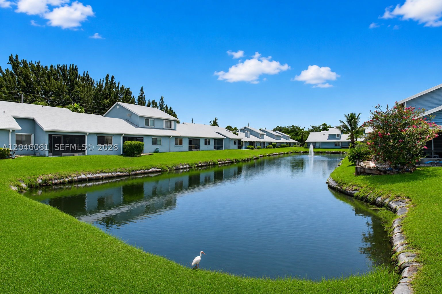ISLAND CLUB - Residential
