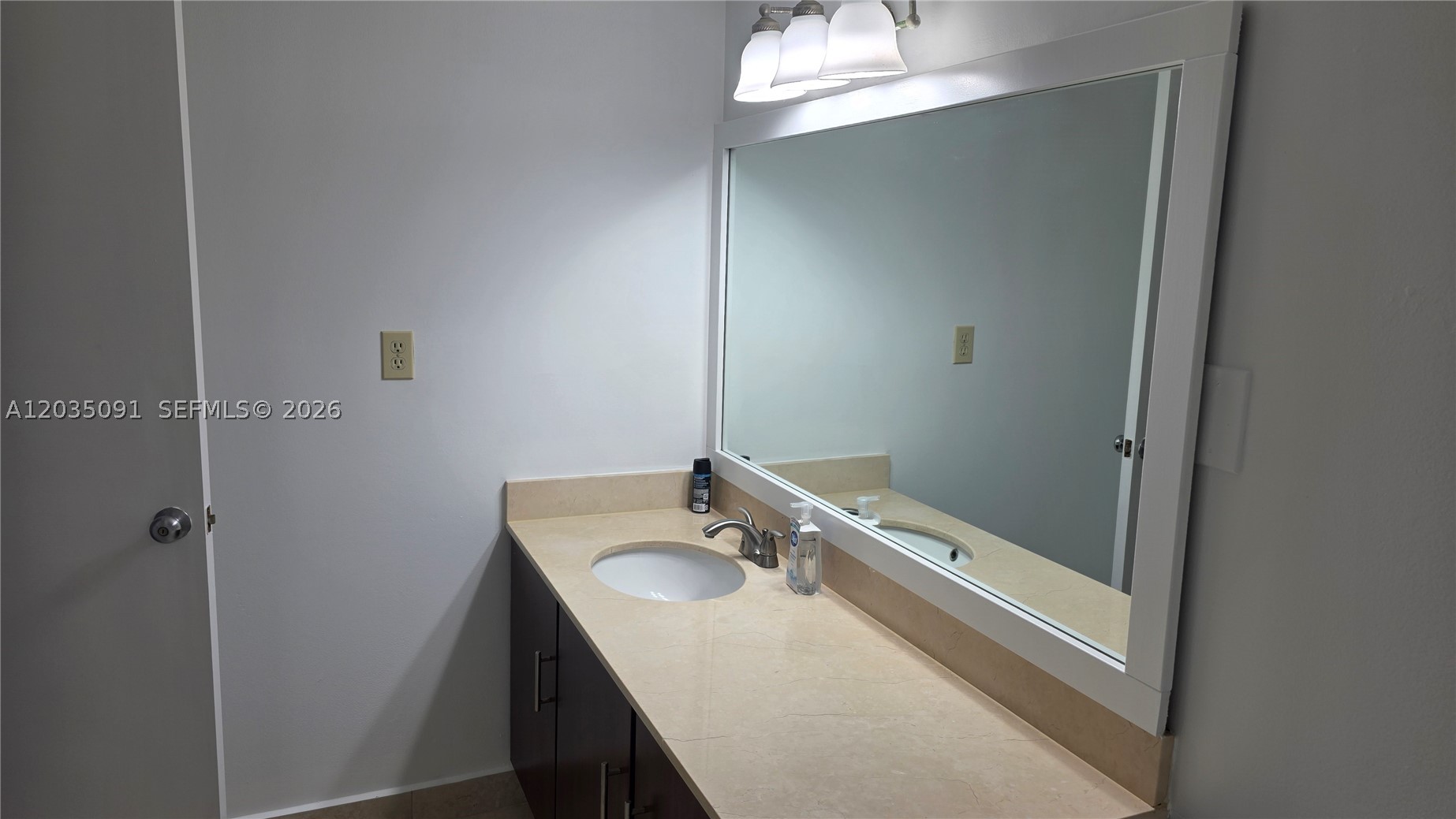 THE CLIPPER AT BISC COVE - Residential Lease