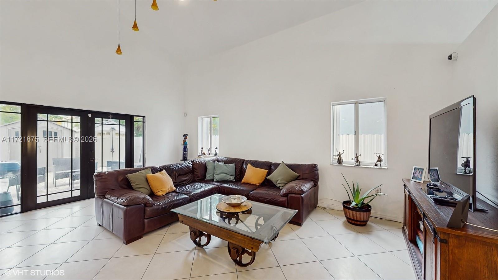 THE RESERVE AT DORAL - Residential