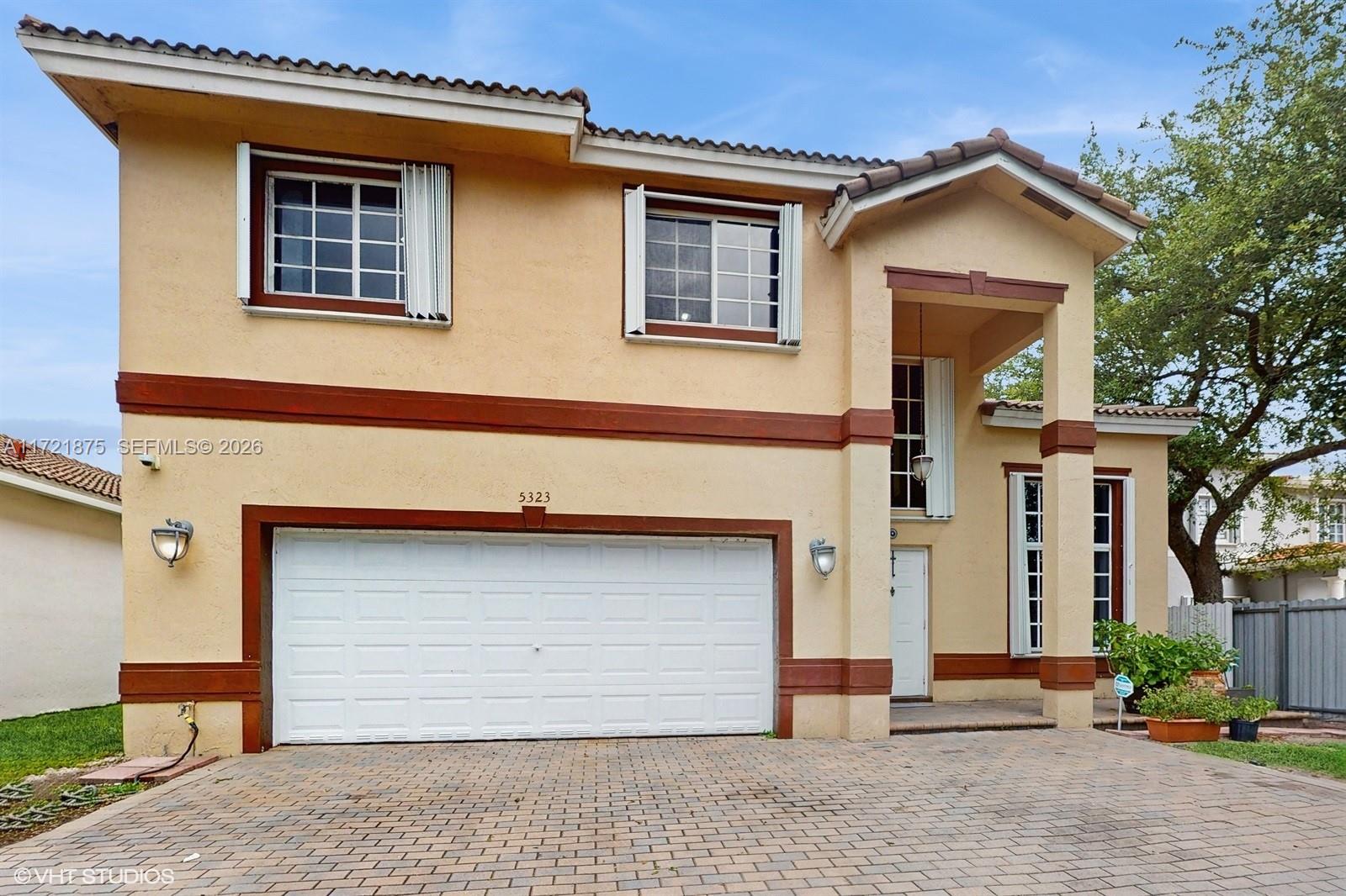 THE RESERVE AT DORAL - Residential