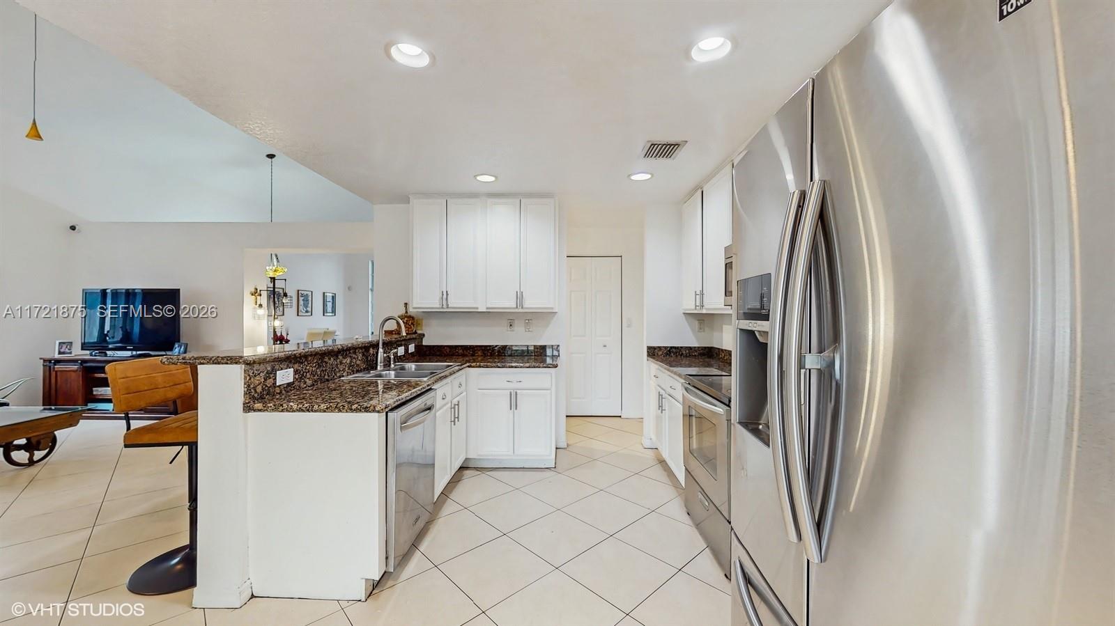 THE RESERVE AT DORAL - Residential