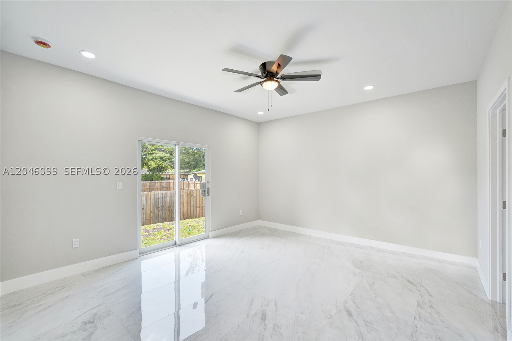 SUN GARDENS - Residential