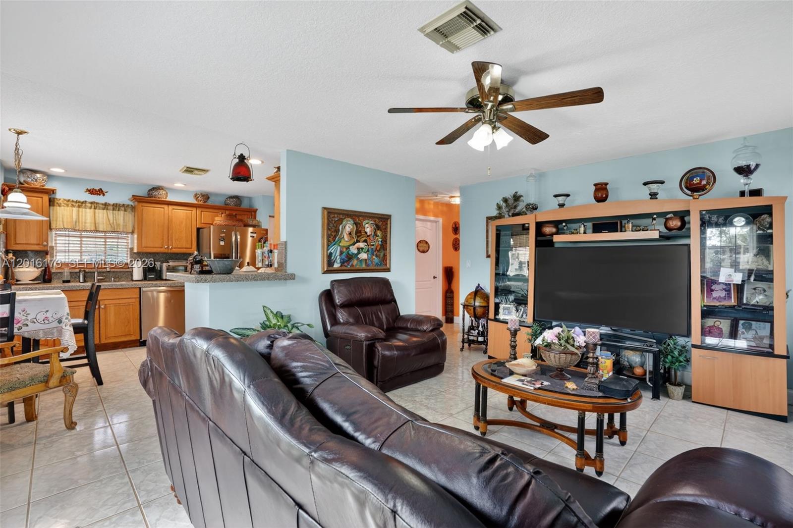 FOREST LAKES ESTATES SEC - Residential