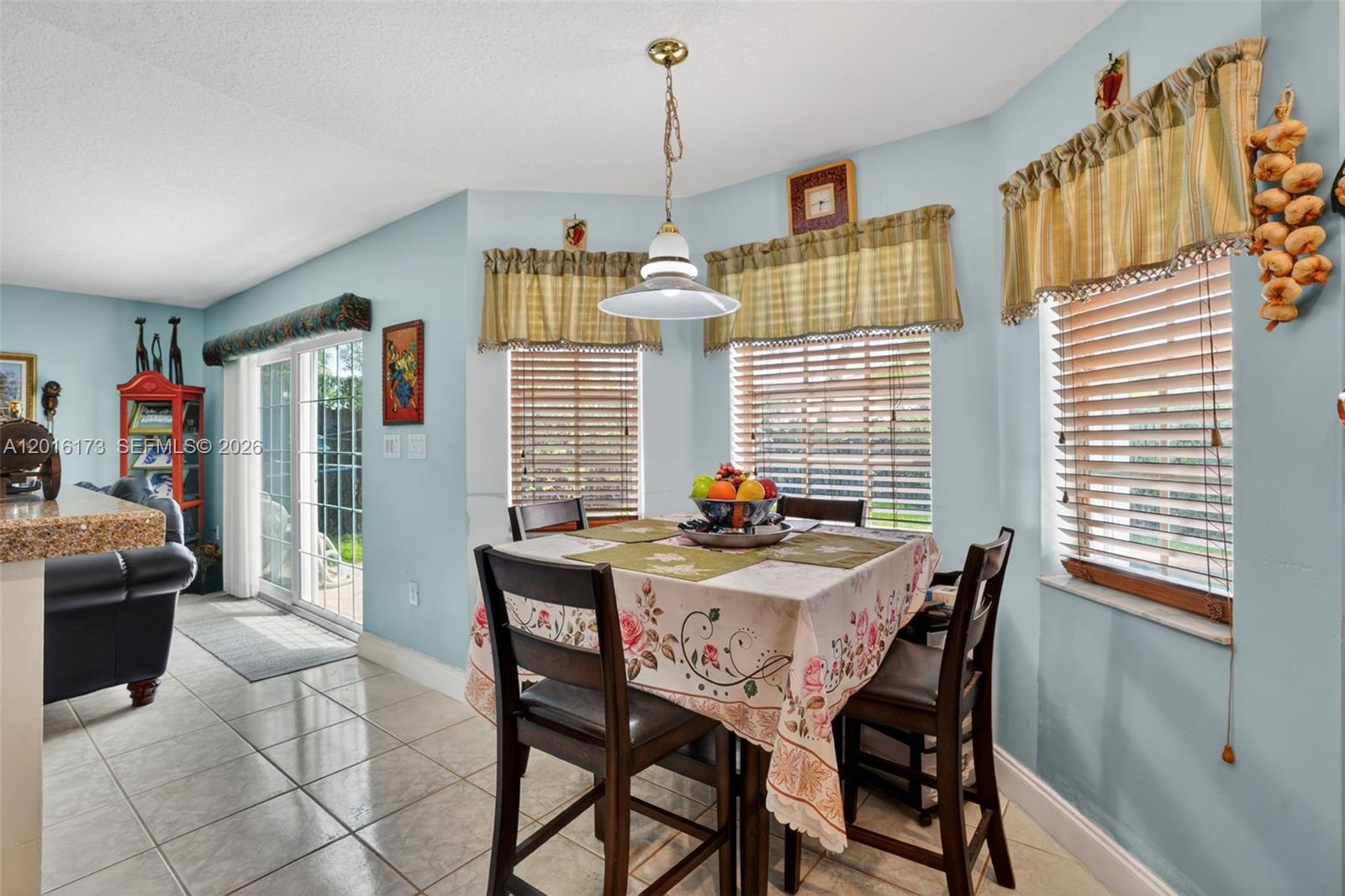 FOREST LAKES ESTATES SEC - Residential