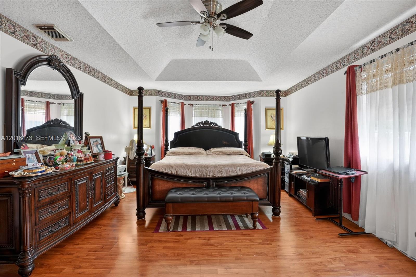 FOREST LAKES ESTATES SEC - Residential