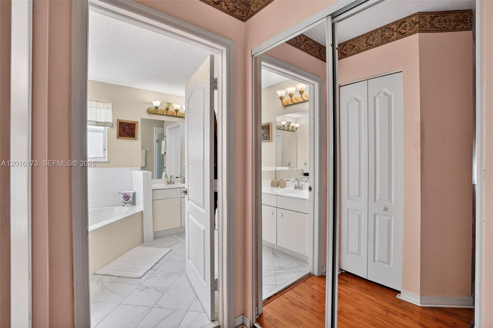 FOREST LAKES ESTATES SEC - Residential