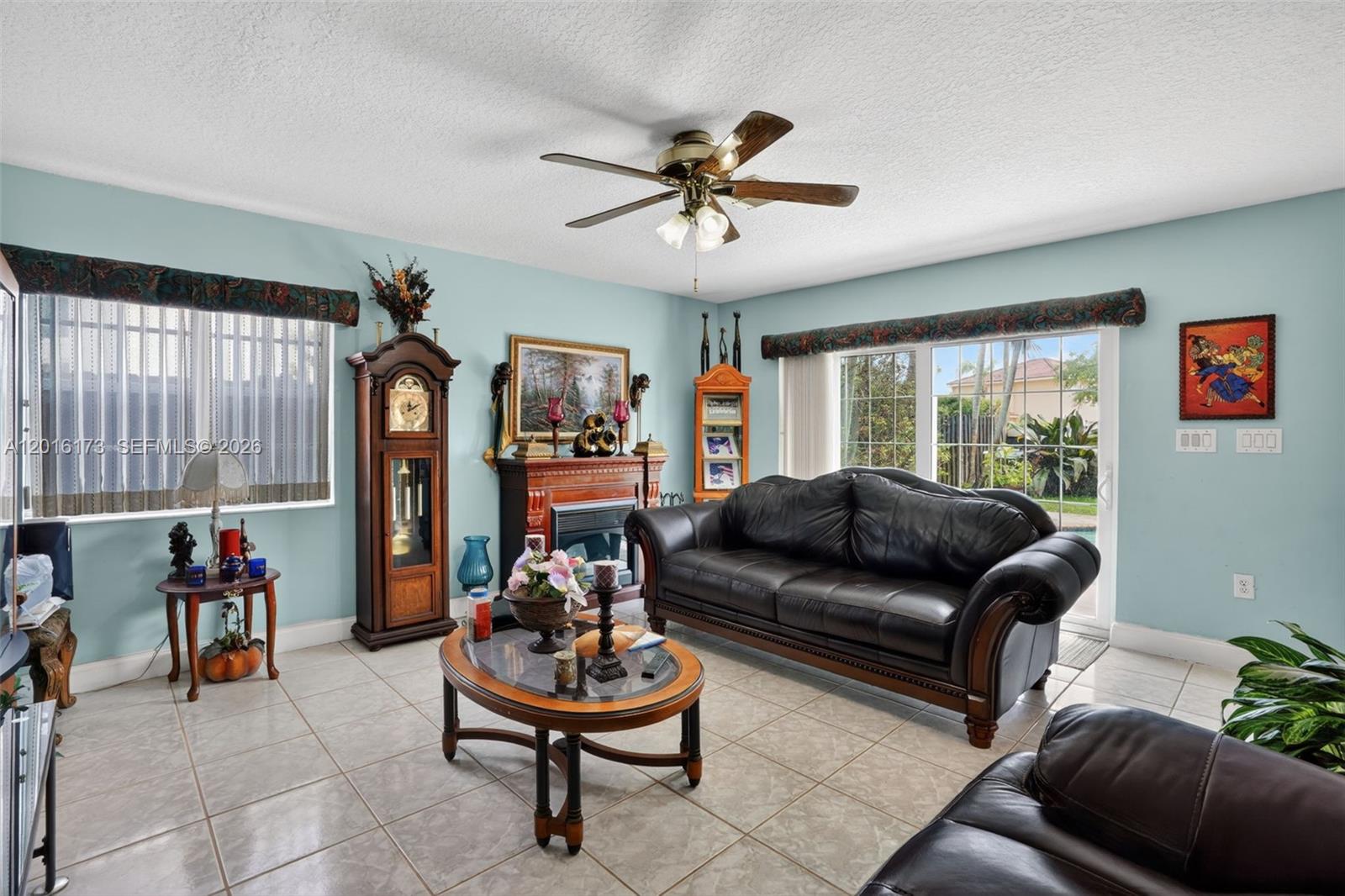FOREST LAKES ESTATES SEC - Residential