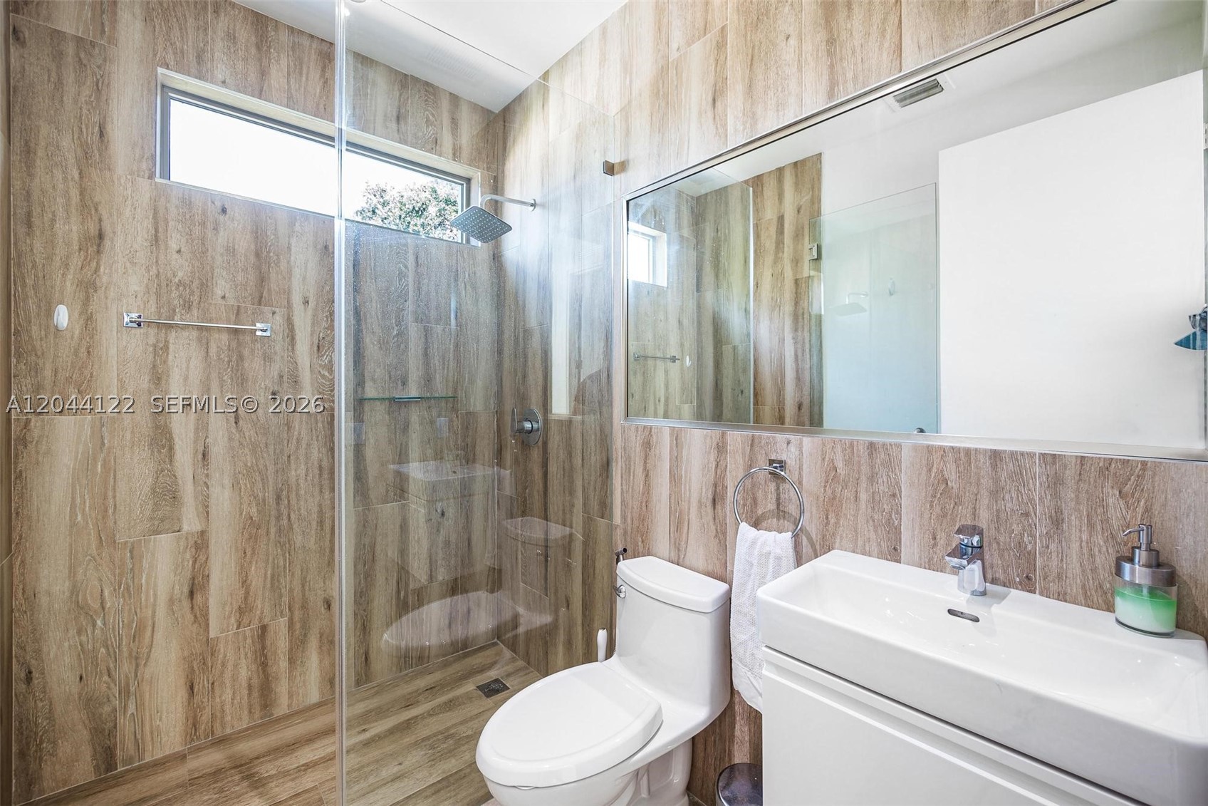 VIZCAYA GARDENS SUBDIVISI - Residential Lease
