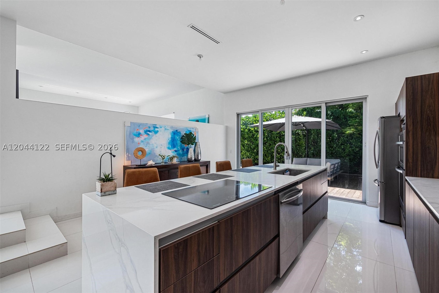 VIZCAYA GARDENS SUBDIVISI - Residential Lease