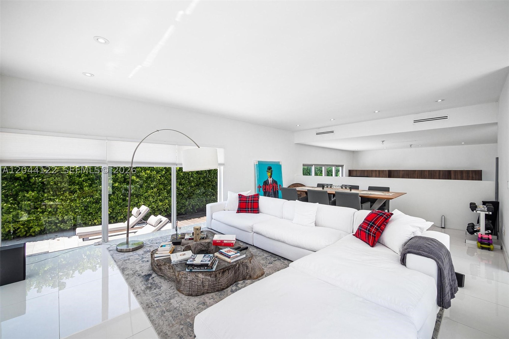 VIZCAYA GARDENS SUBDIVISI - Residential Lease
