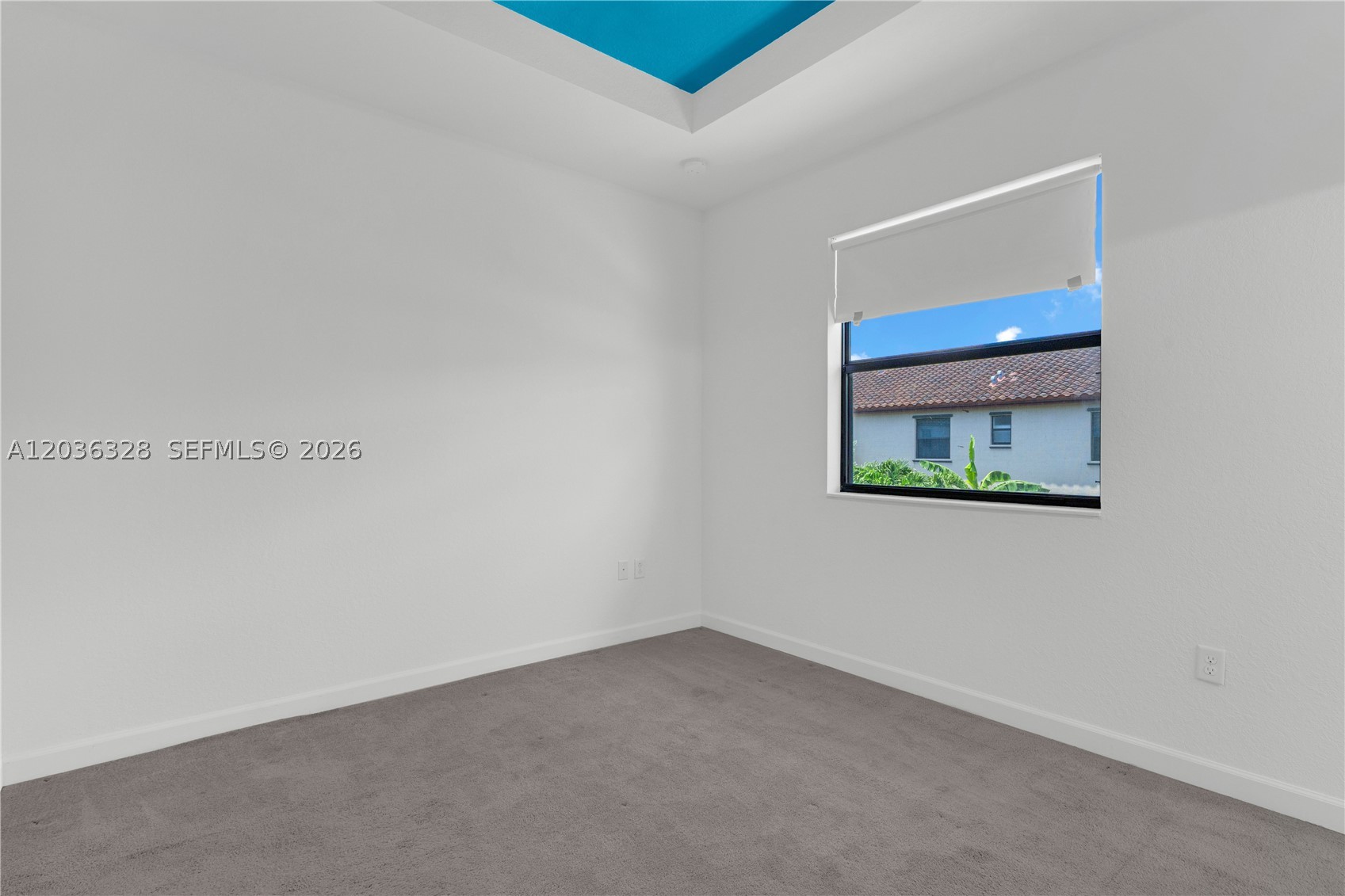 COCO PALM VILLAS - Residential