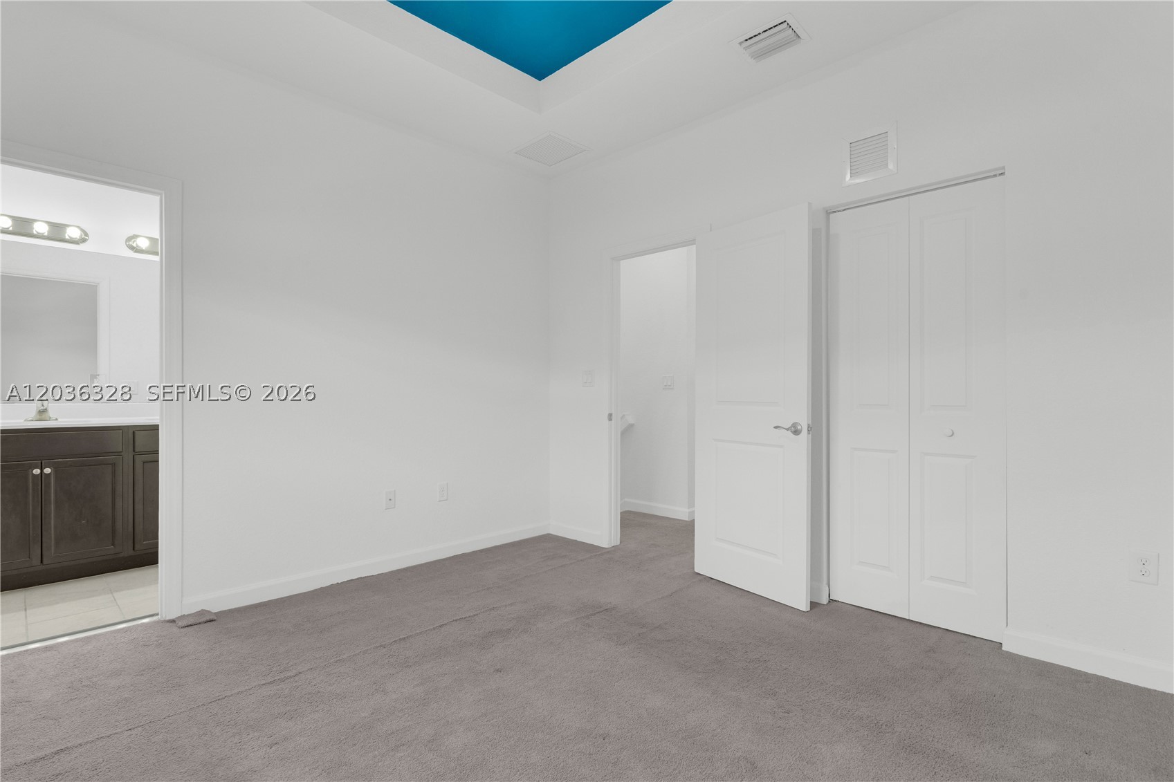 COCO PALM VILLAS - Residential