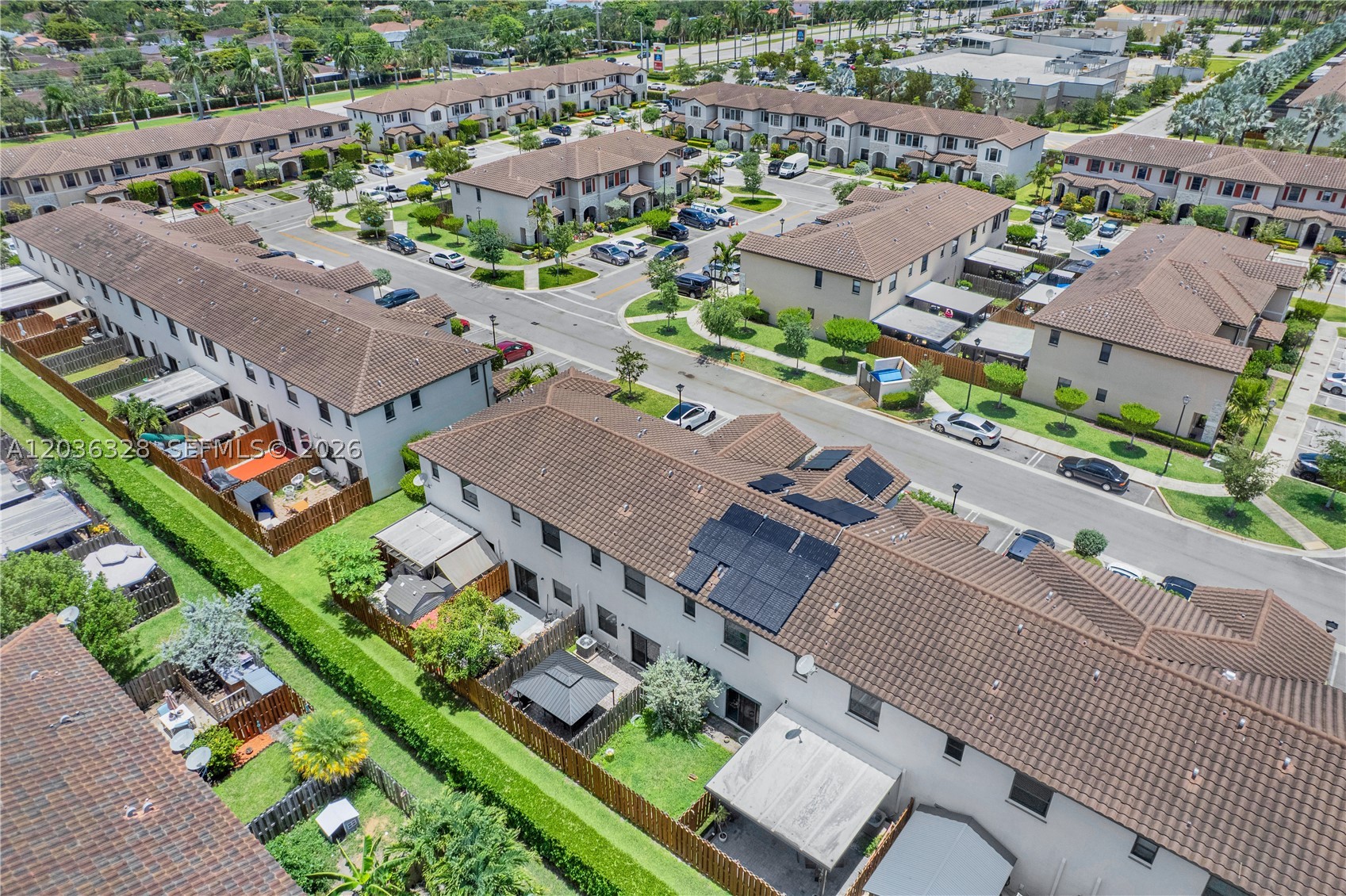 COCO PALM VILLAS - Residential