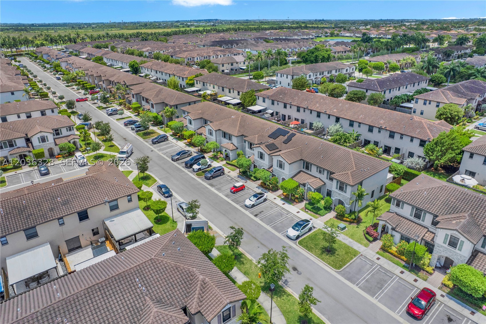 COCO PALM VILLAS - Residential
