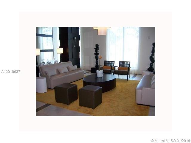 Hollywood Station Residen - Residential Lease