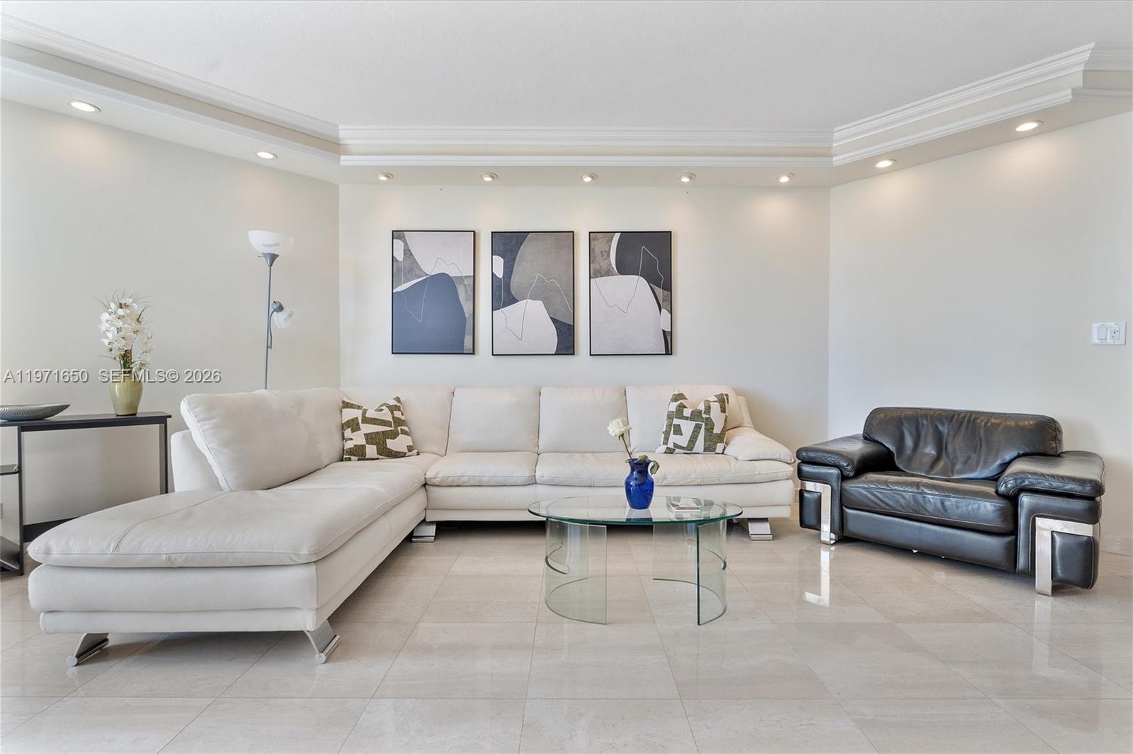 TERRACES NORTH TURNBERRY - Residential