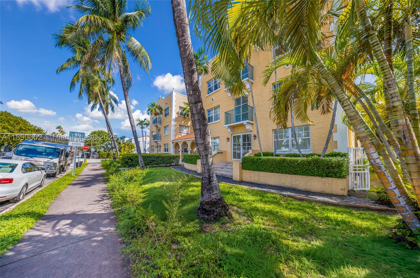 THE ROOSEVELT CONDO - Residential