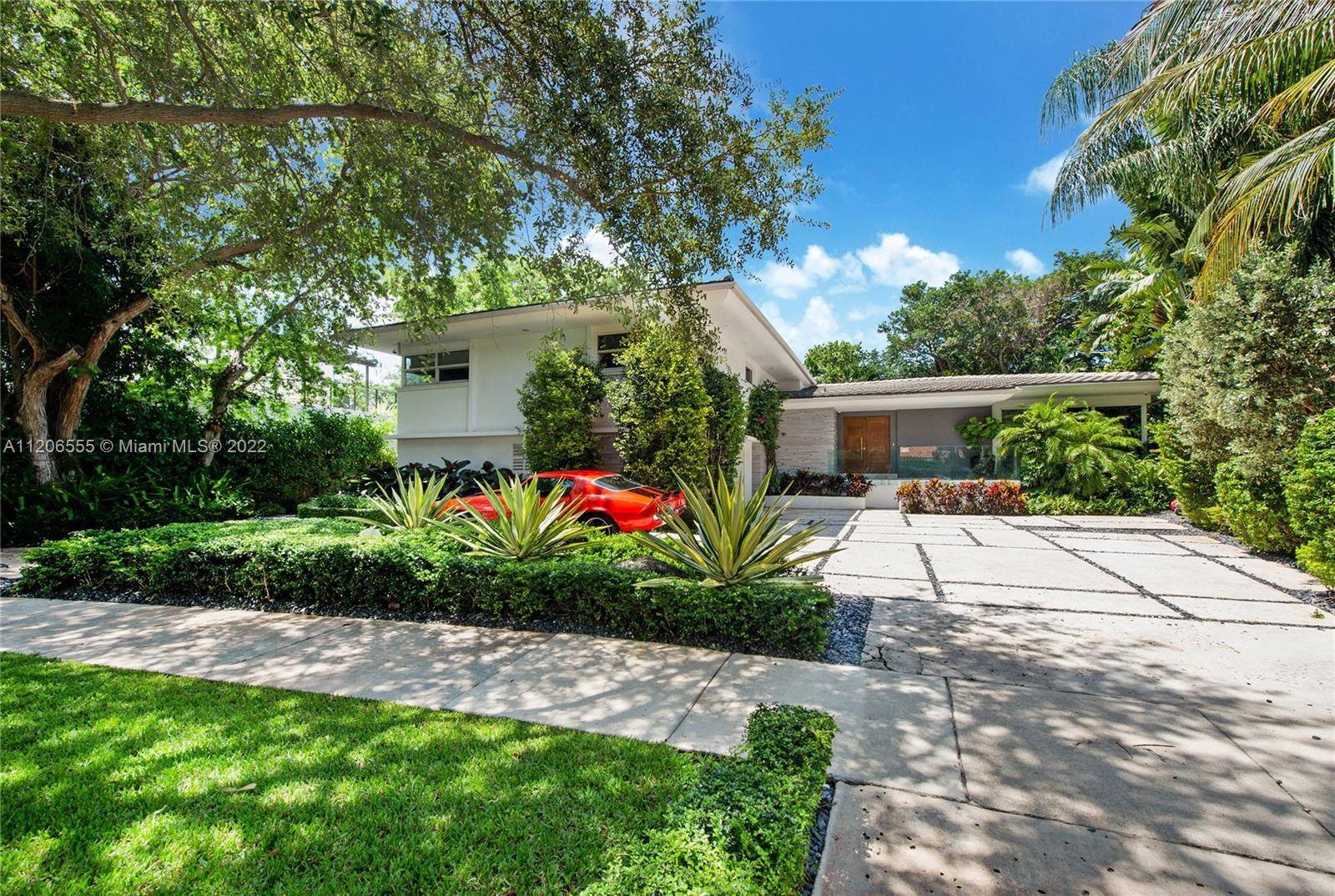 BAY HEIGHTS - Residential