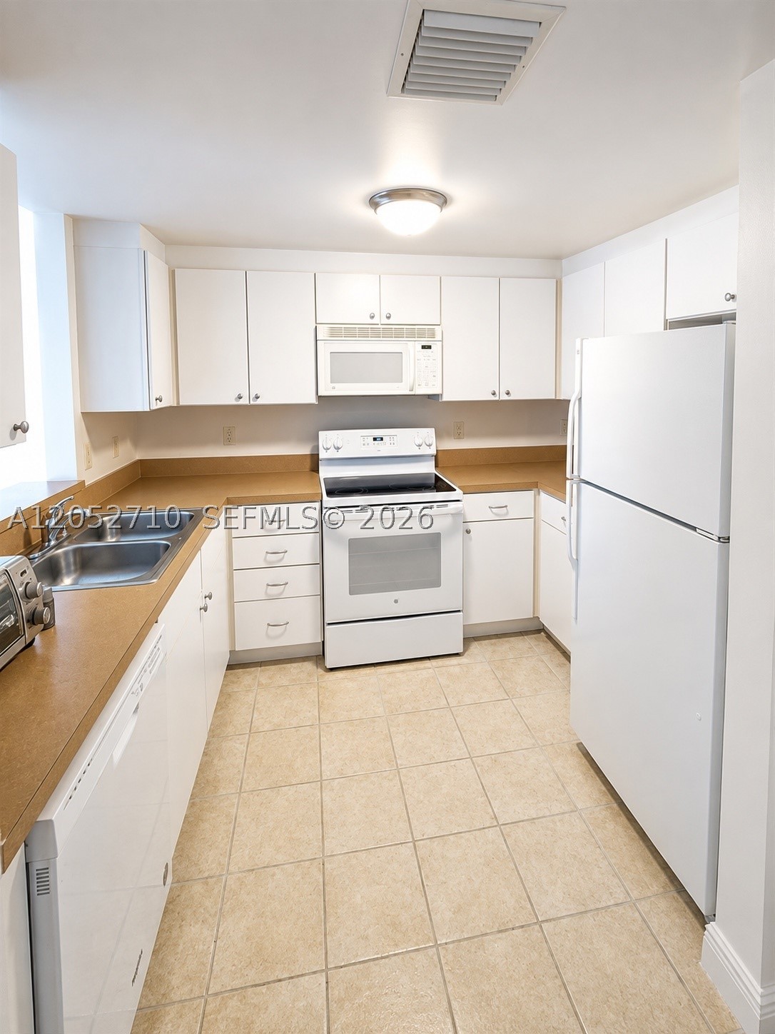VUE AT BRICKELL CONDO - Residential Lease