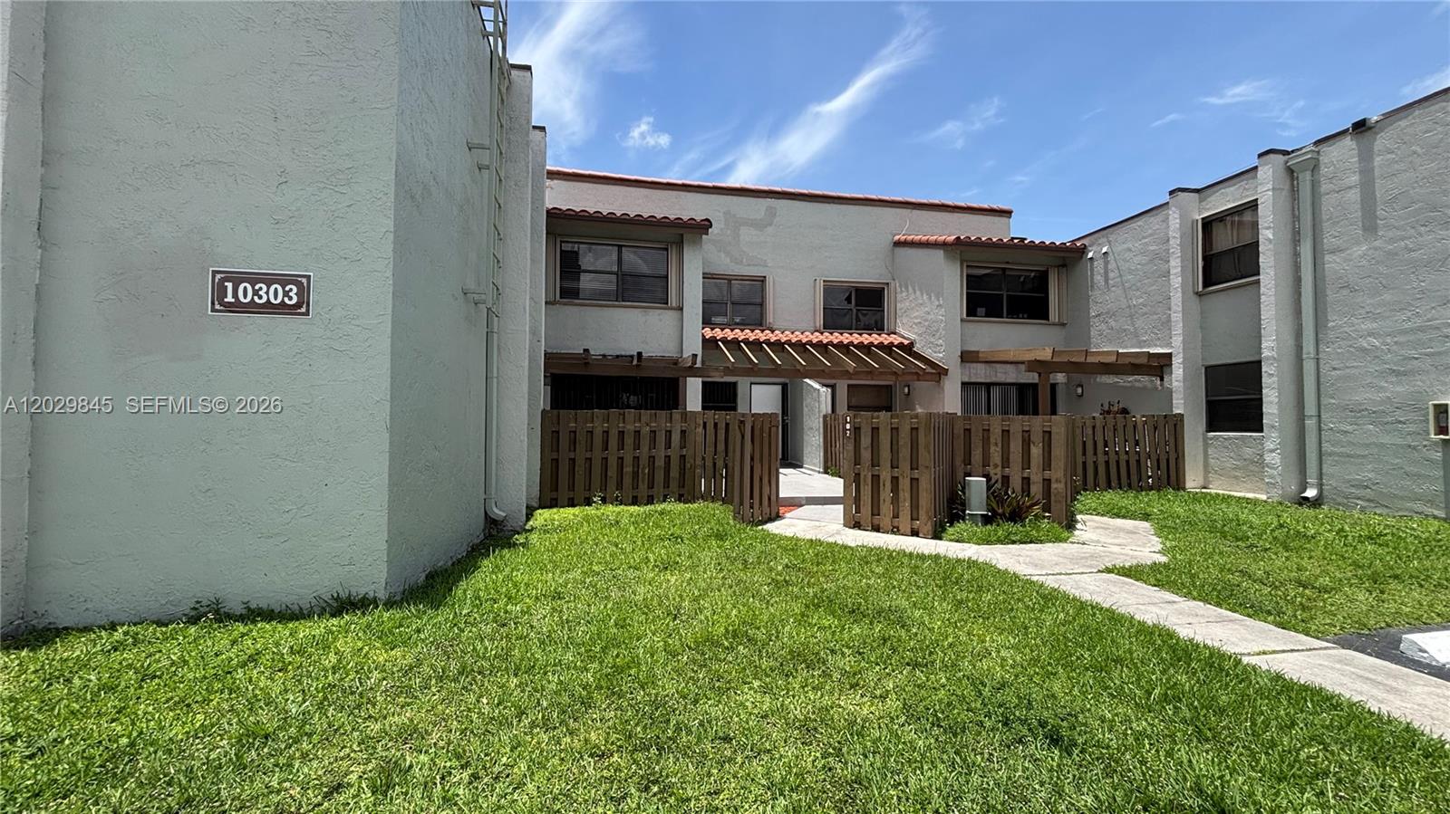 Beautiful one-story townhome located in the desirable Caribbean Springs community in Fontainebleau Park. This ground-level residence offers the comfort and convenience of single-story living with a functional layout, bright living areas, and easy access throughout the home. The property features a spacious living and dining area, a well-distributed kitchen, comfortable bedrooms, and a private outdoor space ideal for relaxing or entertaining. Its ground-level design makes it especially convenient for those looking to avoid stairs while still enjoying the privacy and feel of a townhome. Caribbean Springs is a centrally located community close to major highways, shopping centers, restaurants, schools, parks, FIU, Miami International Airport, Dolphin Mall, and all that the Fontainebleau/Doral area has to offer. A great opportunity for homeowners or investors looking for a well-located property in one of Miami’s most convenient areas.